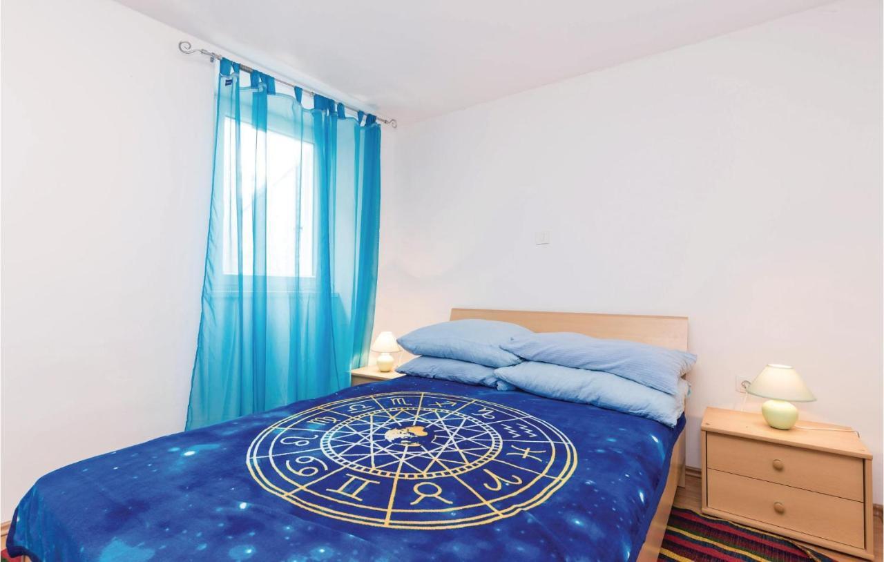 Awesome Apartment In Senj With Wifi Luaran gambar